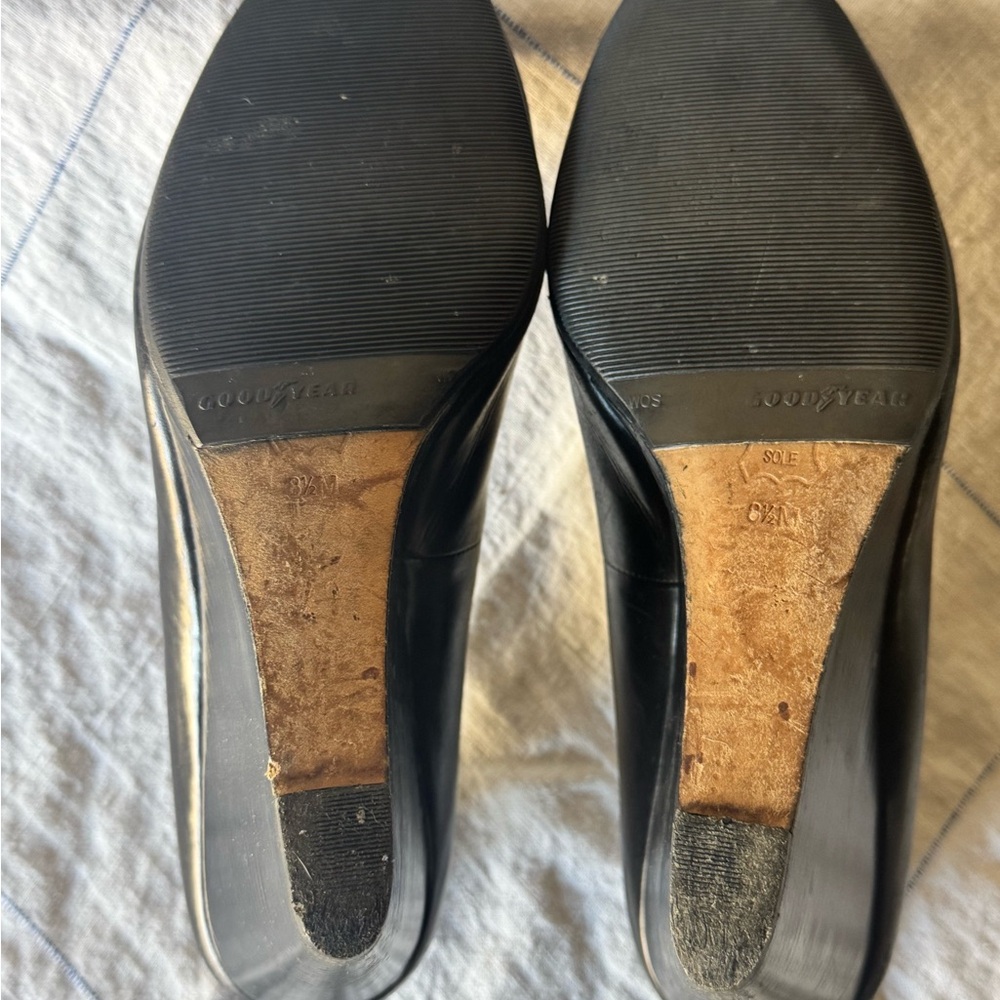 Tory Burch Black Wedges with Gold Logo - Picture 6 of 6